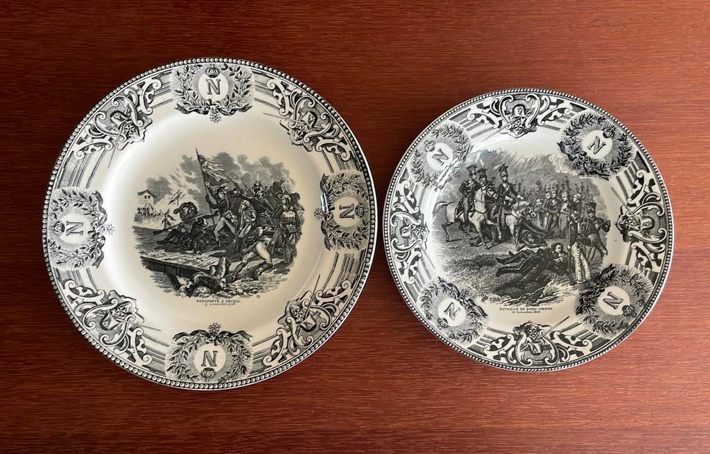2 Napoleon borden van Boch - intact, Ophalen