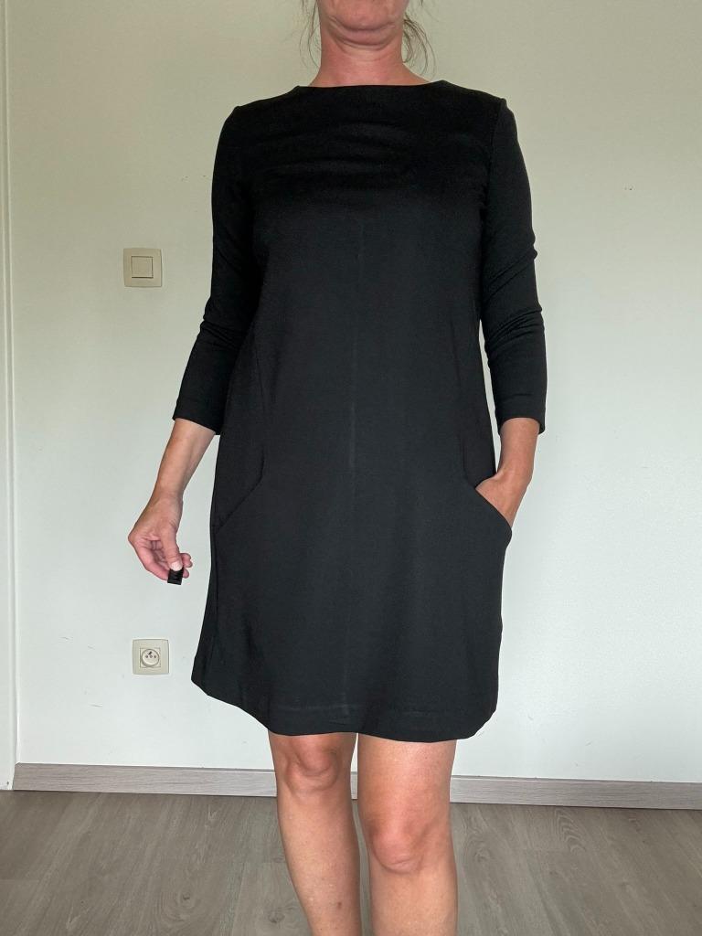 Zwart jurkje driekwart mouwen H&M maat S, H&M, Zwart, Ophalen of Verzenden, Zo goed als nieuw