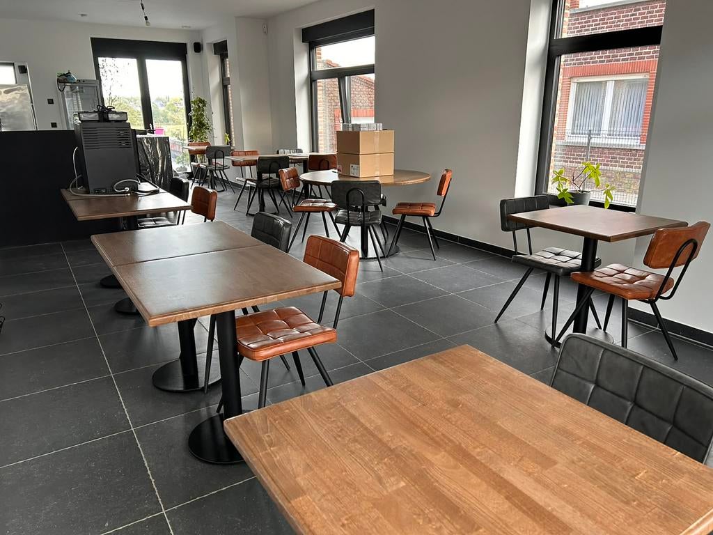 Tables et chaises à vendre - comme neuves, Enlèvement, Comme neuf