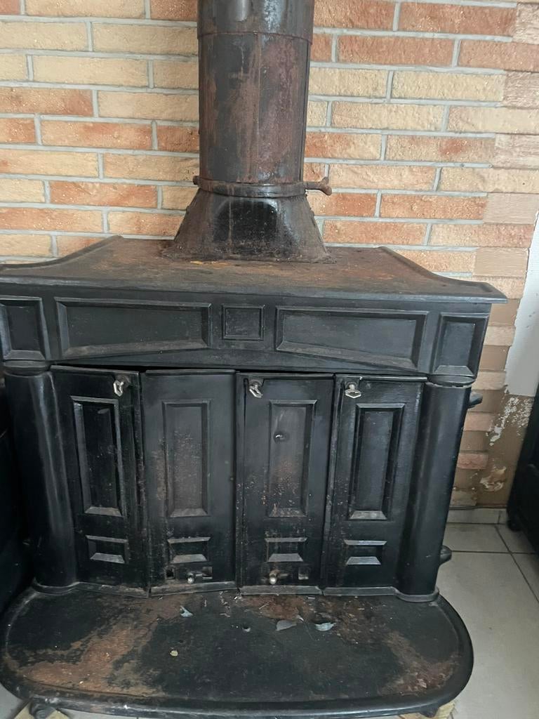 Poêle à bois en fonte, Maison & Meubles, Poêles, Enlèvement, Utilisé, Bois, Poêle à bois