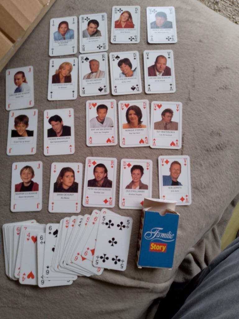 Speelkaarten familie, Enlèvement ou Envoi, Carte(s) à jouer