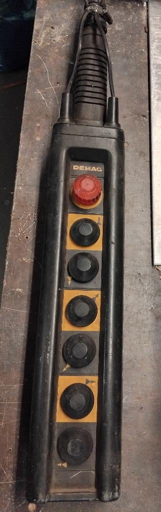 DEMAG DST 6/7 interrupteur/contrôleur suspendu, Ophalen, Gebruikt, Elektrisch