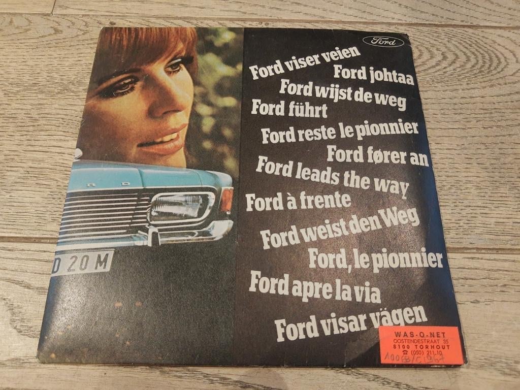 Des disquettes rétro, comme la publicité de Ford, Enlèvement ou Envoi, Comme neuf