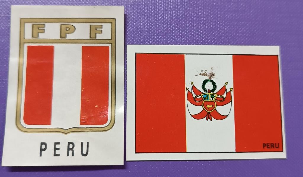 DRAPEAU ET INSIGNE DE LA COUPE DU MONDE PANINI 70 PÉROU WK, Envoi