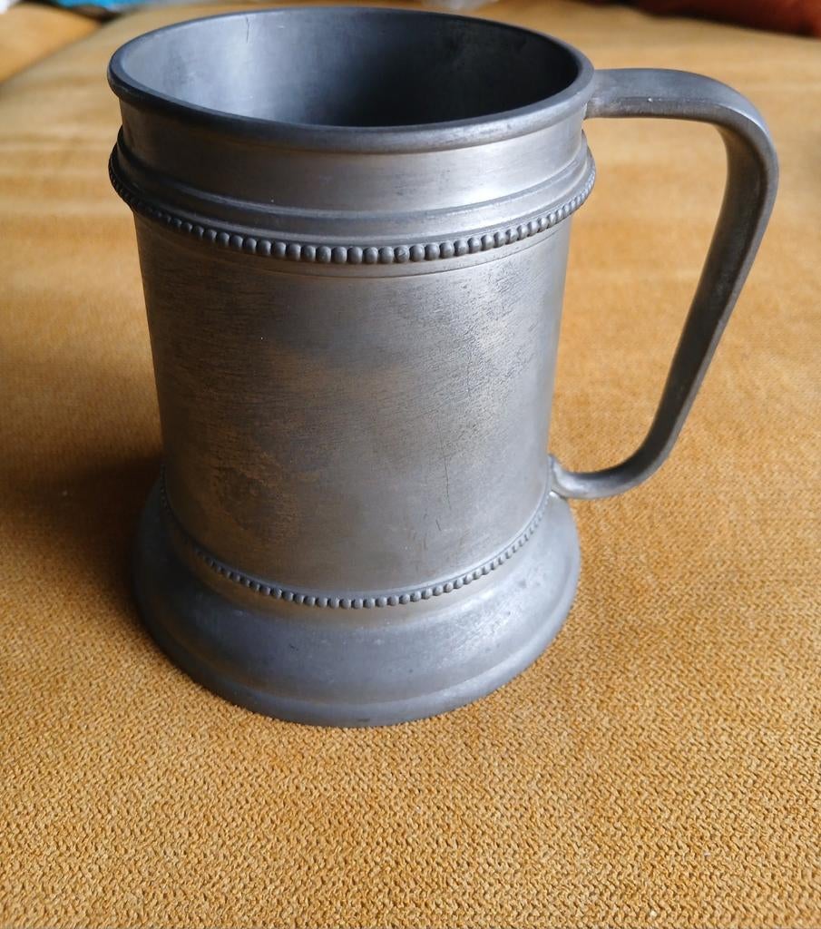 Les potstainers hutois 94% pichet étain object de collection, Antiquités & Art, Antiquités | Étain, Enlèvement ou Envoi