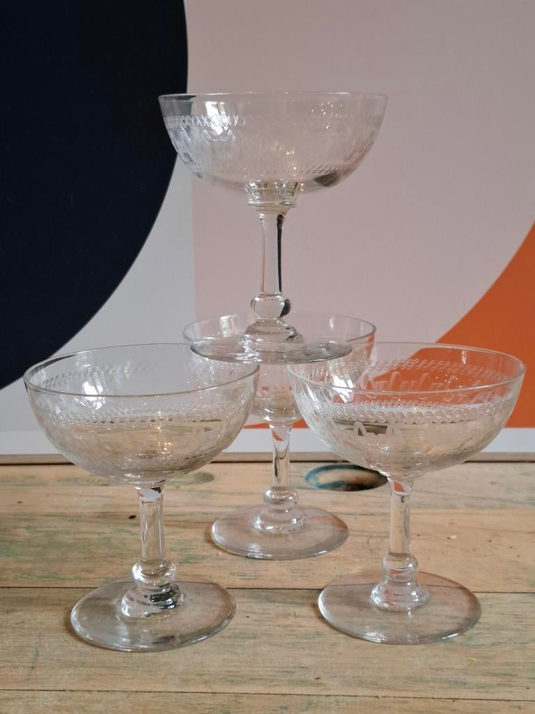 4 coupes vintage : cocktail, champagne, Enlèvement, Comme neuf