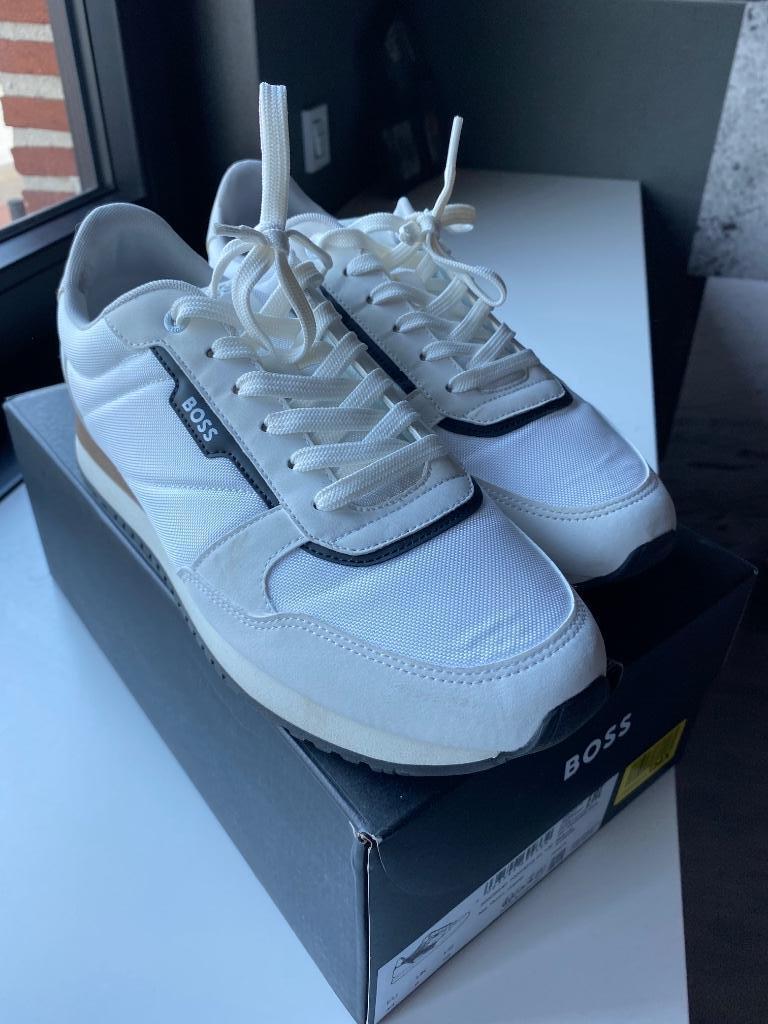 Hugo Boss schoenen maat 43. Perfecte staat, Kleding | Heren, Schoenen, Ophalen, Hugo boss, Wit, Zo goed als nieuw