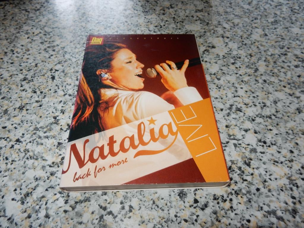 nr.2379- Dvd: Natalia - back for more - muziek, Enlèvement ou Envoi, Comme neuf