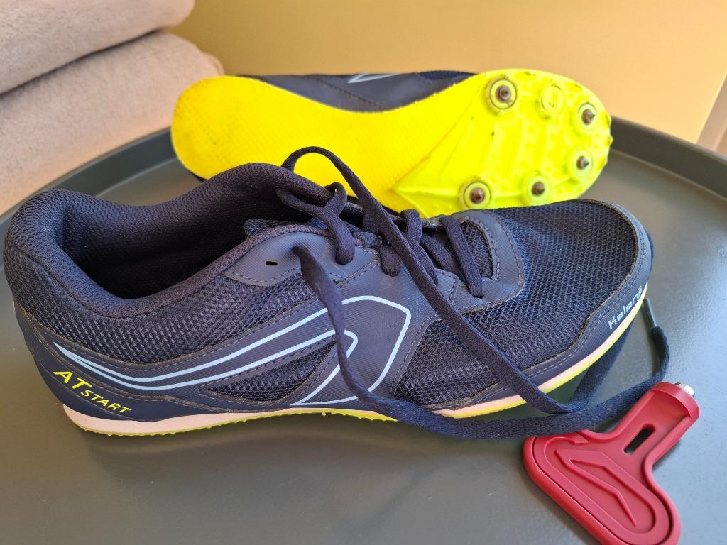 Spikes Decathlon p.40, Sport en Fitness, Loopsport en Atletiek, Ophalen, Zo goed als nieuw, Spikes, Overige merken