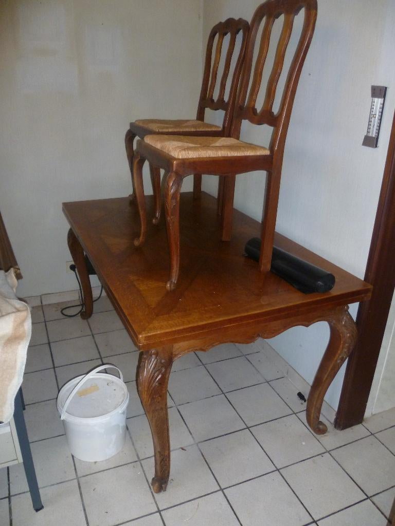 OUDE MOOIE LOUIS XV TAFEL + 6 STOELEN, Enlèvement