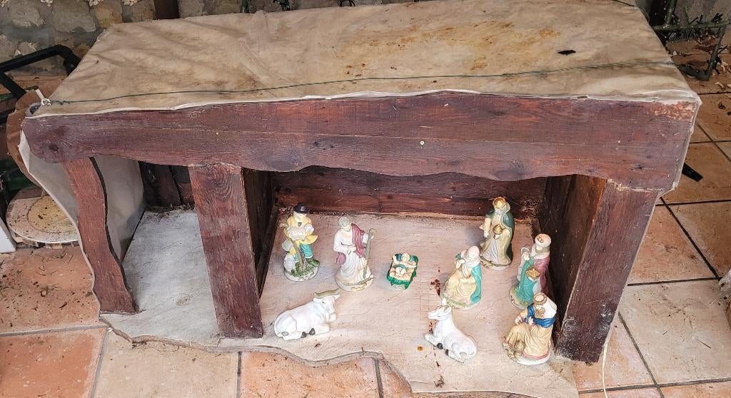 Crèche de Noël SANS LES PERSONNAGES, Enlèvement, Utilisé