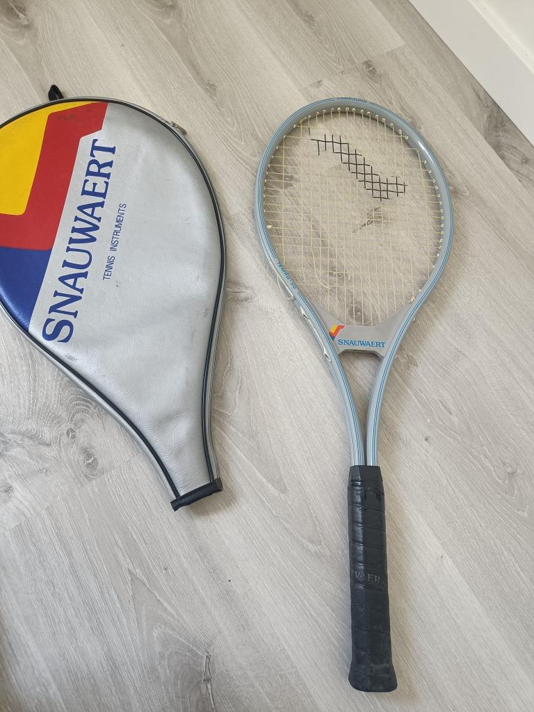 oude tennisracket Snauwaert tempo 30 compound, Sport en Fitness, Tennis, Overige merken, Gebruikt, L4, Ophalen of Verzenden