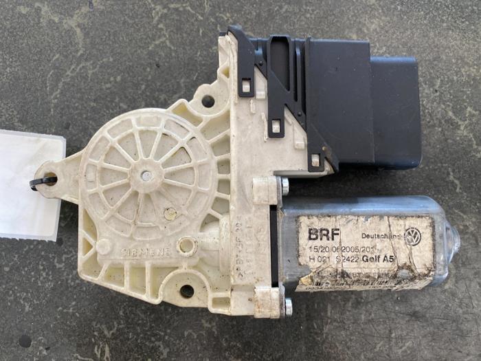 Moteur de vitre portière d'un Volkswagen Touran, Enlèvement ou Envoi, 3 mois de garantie, Utilisé