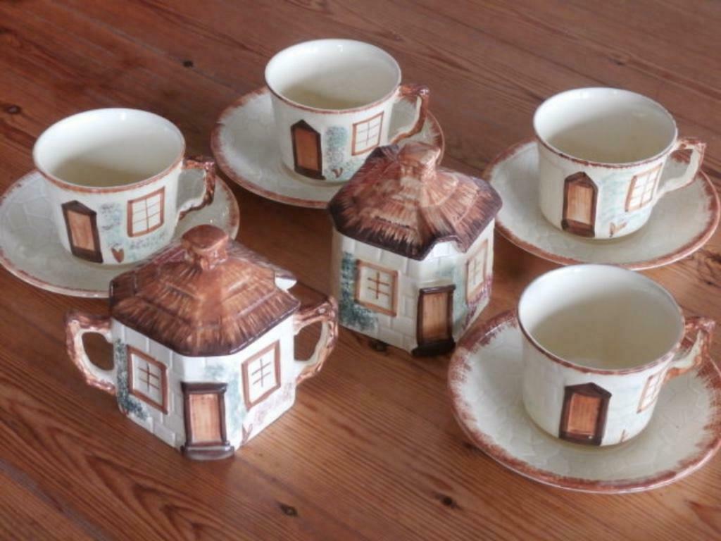 Keele St.Pottery cottage ontbijtservies(20st.), Antiek en Kunst, Ophalen of Verzenden