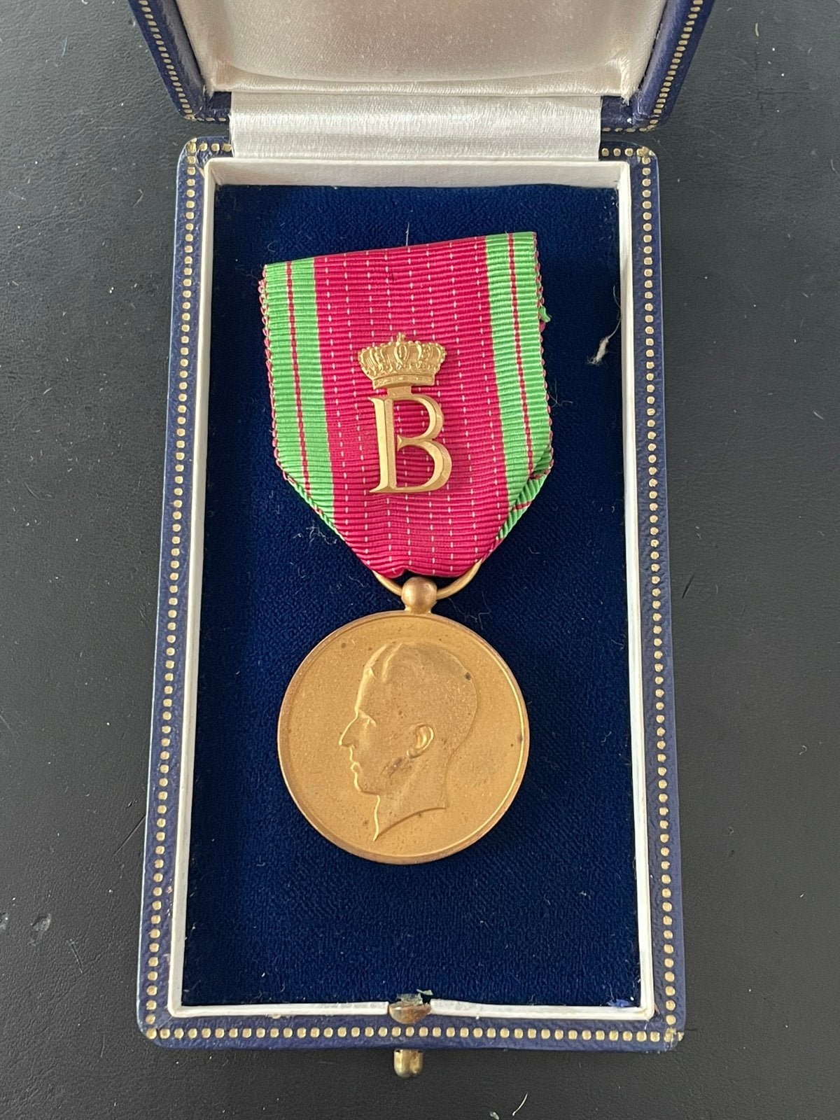 Medaille maison royale koningshuis baudouin goud or, Ophalen of Verzenden