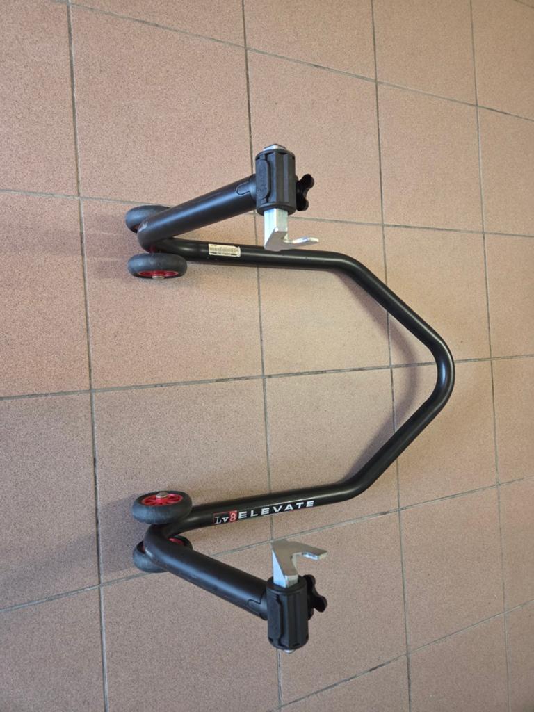 Elevate staander te koop, Ophalen