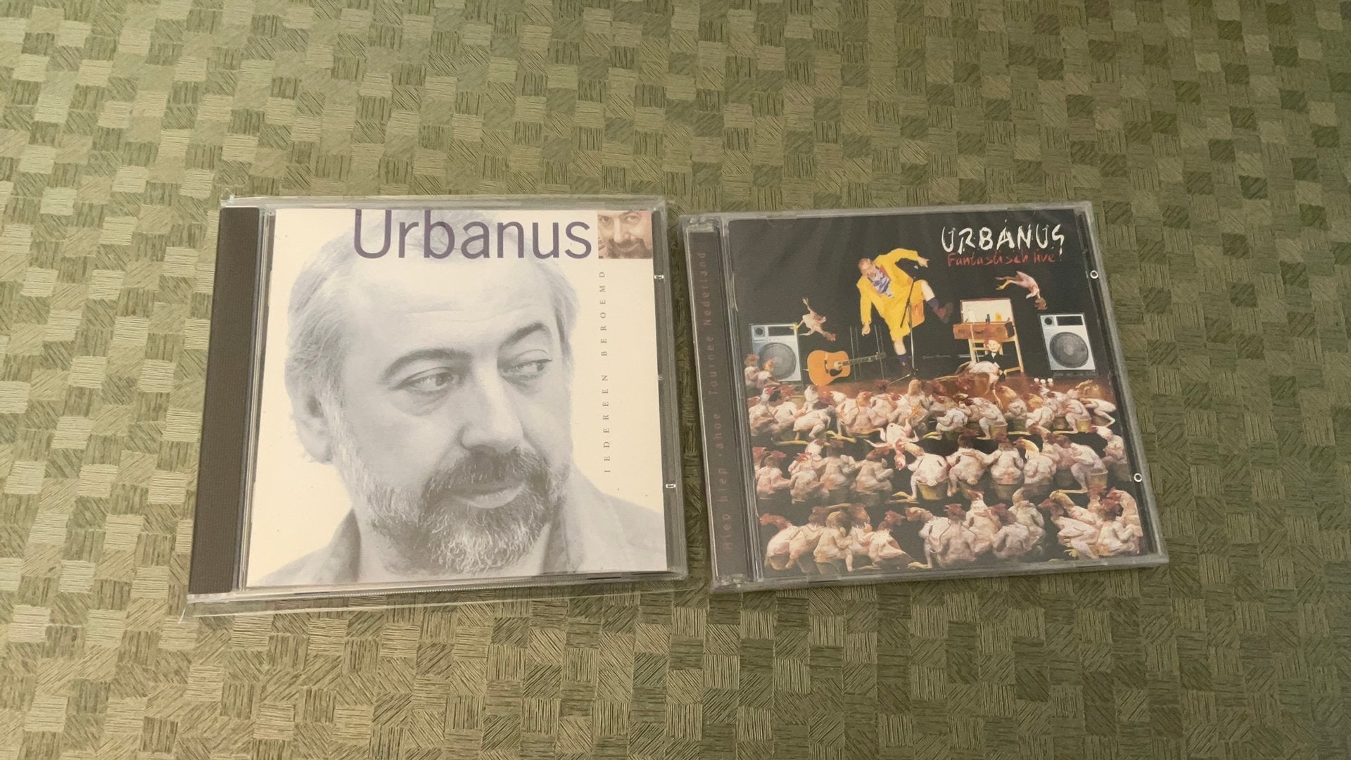 2 CD’s Urbanus nog in verpakking, Cd's en Dvd's, Ophalen, Nieuw in verpakking
