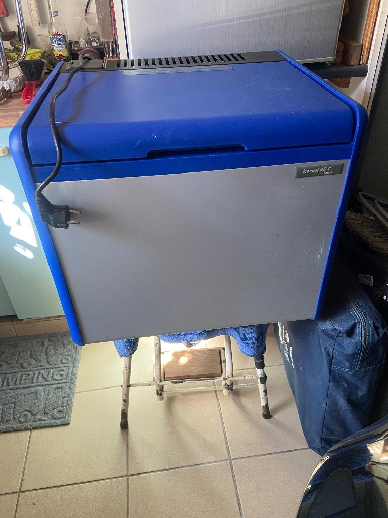 Te koop camping koelbox, Ophalen, Zo goed als nieuw, Koelbox, Compressor