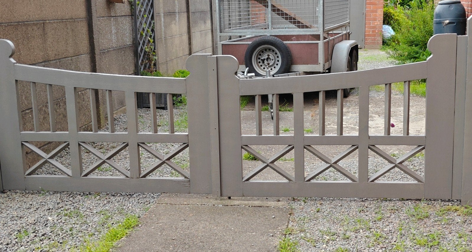 Tuinpoort te koop, Ophalen
