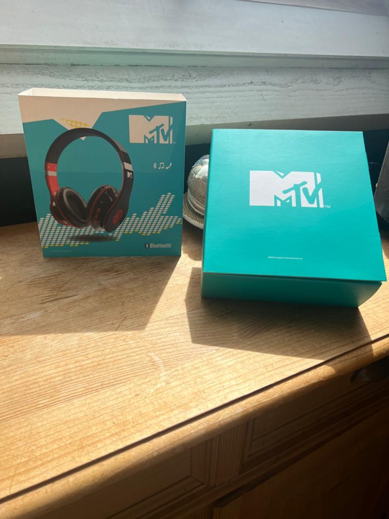Retro MTV bluetooth headset - Nieuw, Audio, Tv en Foto, Hoofdtelefoons, Ophalen of Verzenden, Zo goed als nieuw, Bluetooth