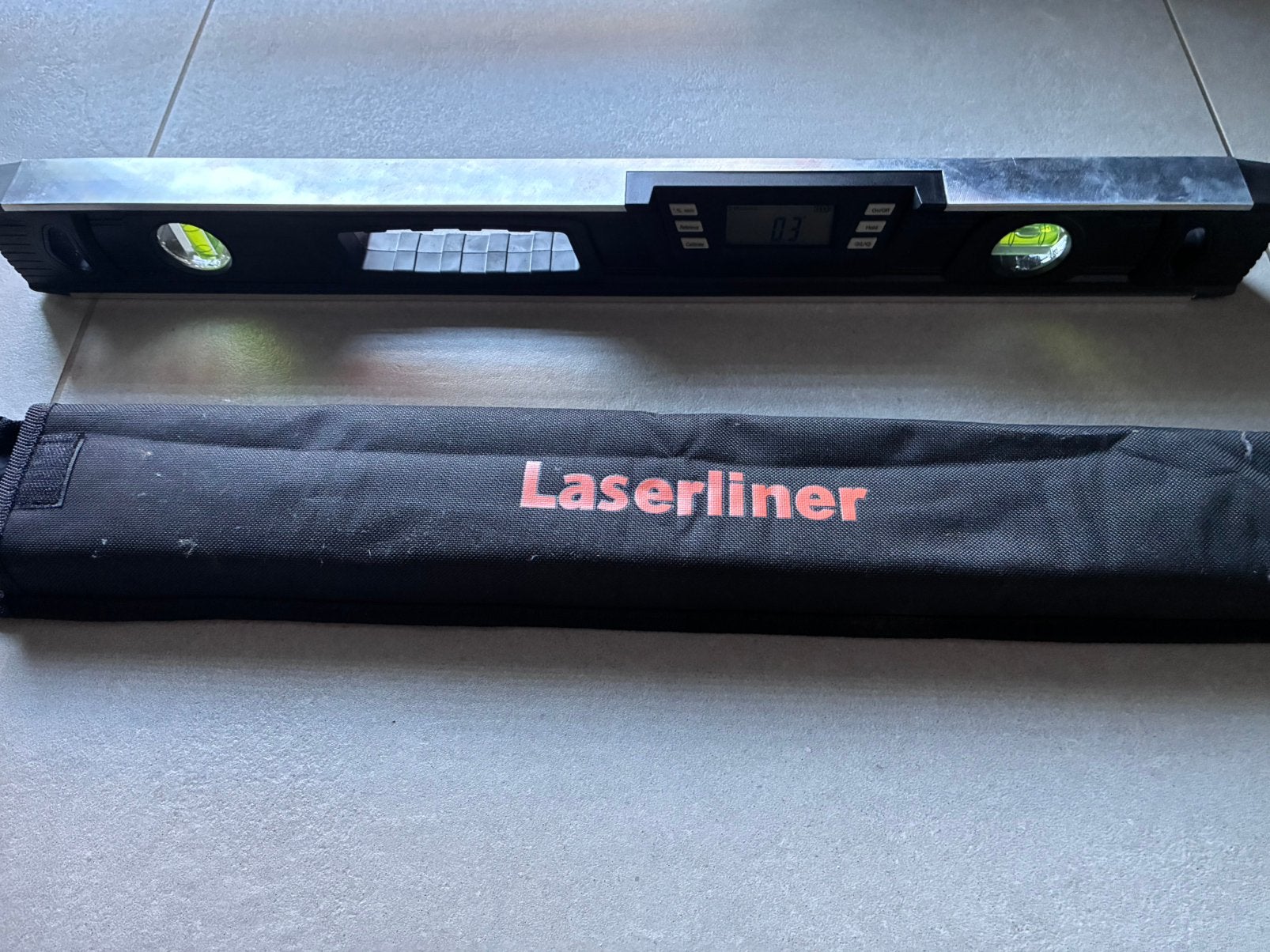 Digitale waterpas - Laserliner - 60cm, Doe-het-zelf en Bouw, Gereedschap | Handgereedschap, Ophalen, Zo goed als nieuw, Waterpas
