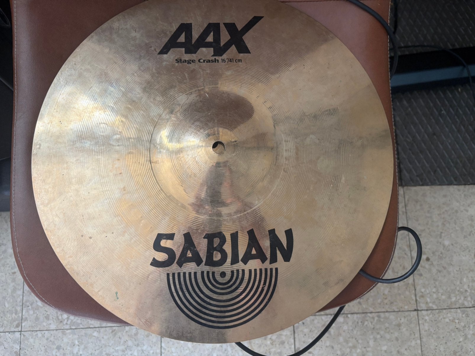 Sabian AAX stage crash 14”, Musique & Instruments, Batteries & Percussions, Enlèvement, Comme neuf