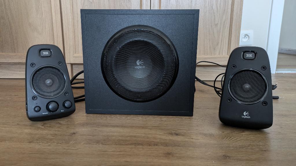 Logitech speaker system Z623, Ophalen, Gebruikt, Complete surroundset