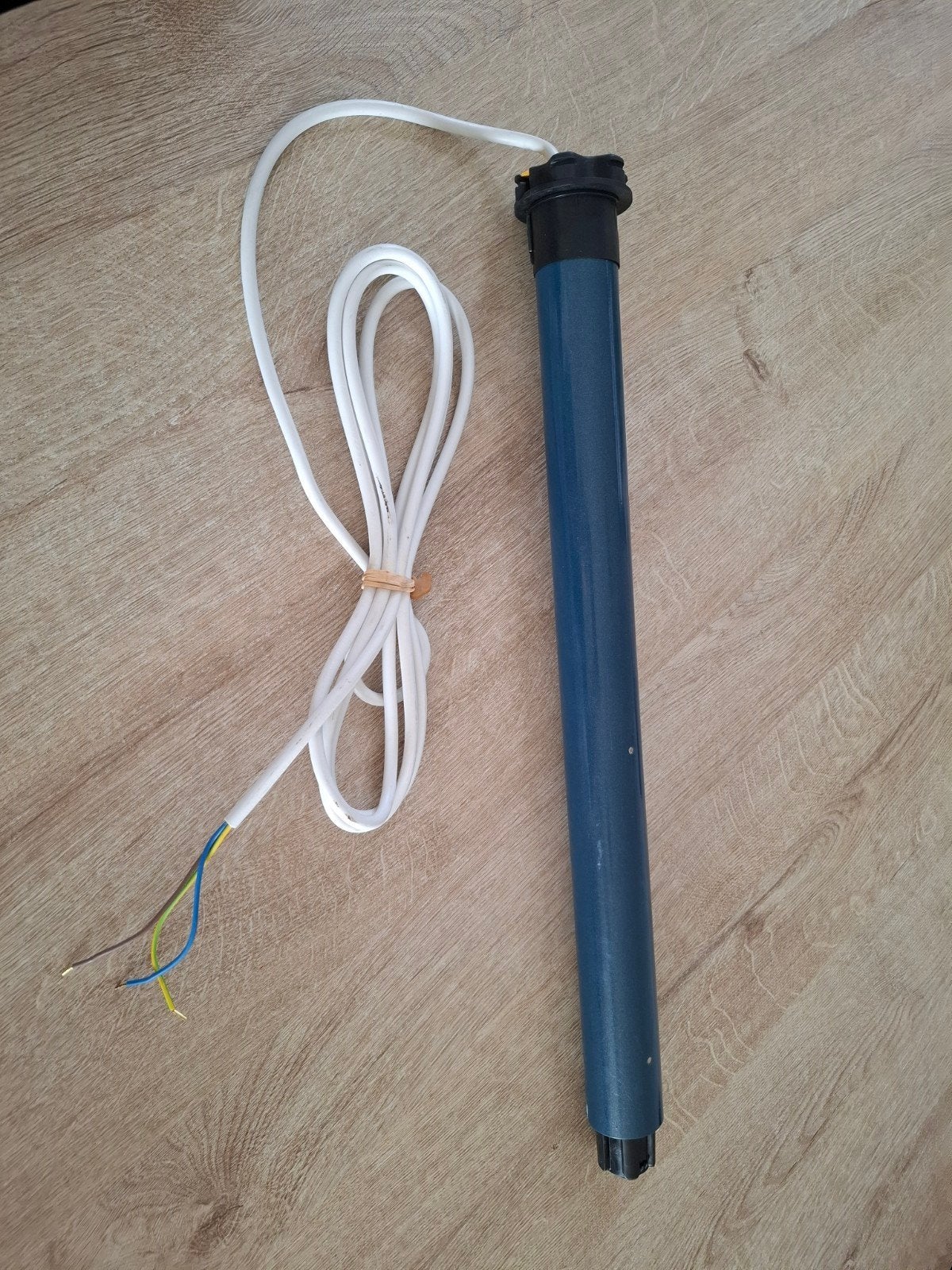 Te koop: 4 originele Somfy Oximo 50 RTS 6/17 buismotor, Ophalen, Overige kleuren, Minder dan 100 cm, Zo goed als nieuw