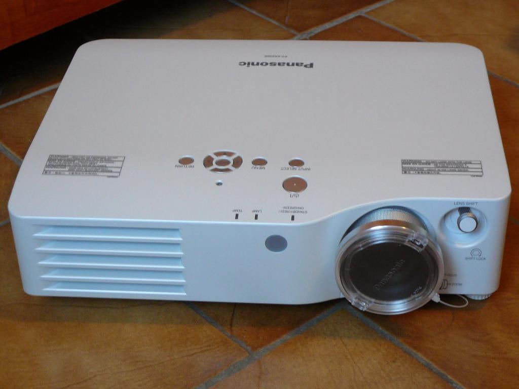 Projecteur Cinéma Panasonic, Panasonic, Enlèvement, Full HD (1080), LCD