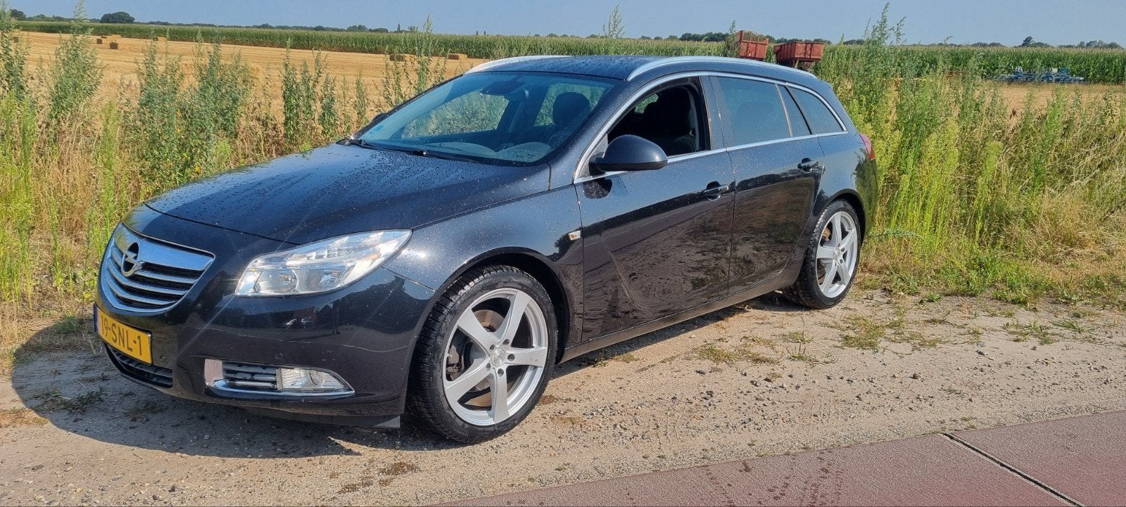 Opel Insignia 1.6 Turbo 132 kW Sports Tourer 2011, noir, Autos, Opel, 1513 kg, Euro 5, Achat, 4 portes