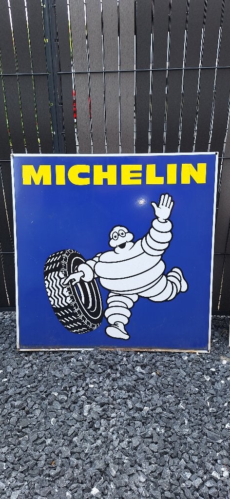 Plaque émaillée Michelin, Enlèvement
