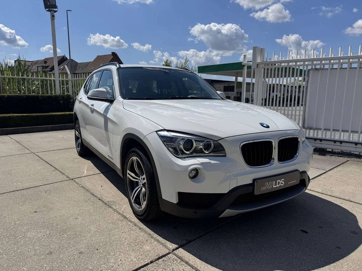 BMW X1 X1 sDrive16d - alu velgen 17" - Navi - stoelverwarmin, X1, Euro 5, Zwart, 4 cilinders