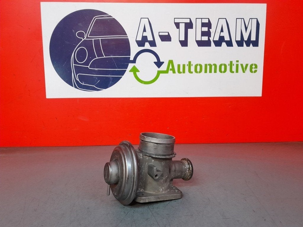 VANNE EGR BMW 5 serie Touring (E39) (01-1996/05-2004), Utilisé, BMW, Petuelring 130
80809  München, DE, Bayerische Motoren Werke AG