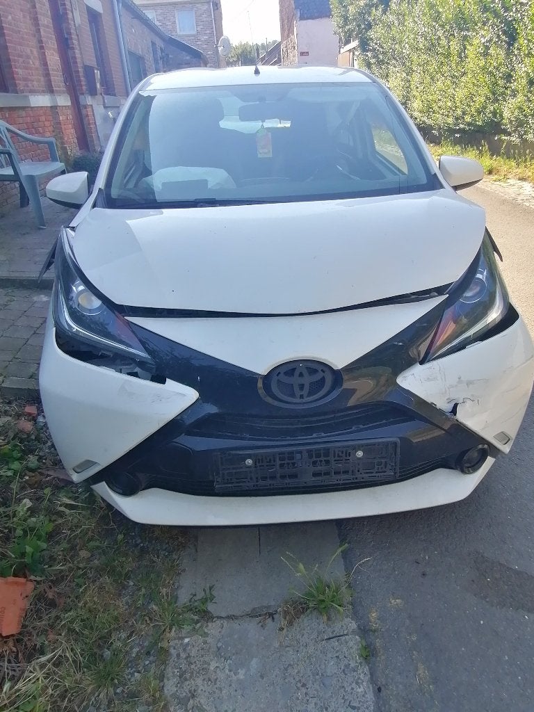 Toyota aygo., Autos, Achat, Euro 6, Entretenue par le concessionnaire, Autre carrosserie