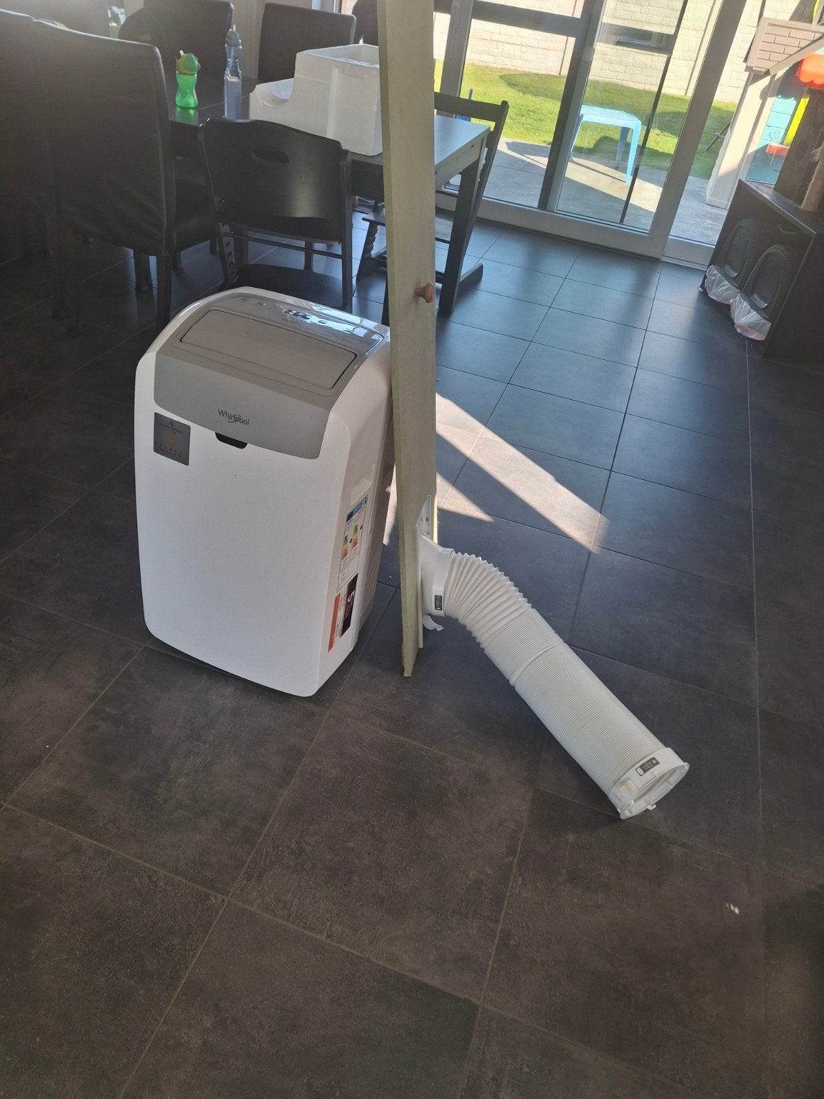 Mobile airco Whirpool, Enlèvement, Utilisé, Refroidissement et Déshumidification, 100 m³ ou plus grand