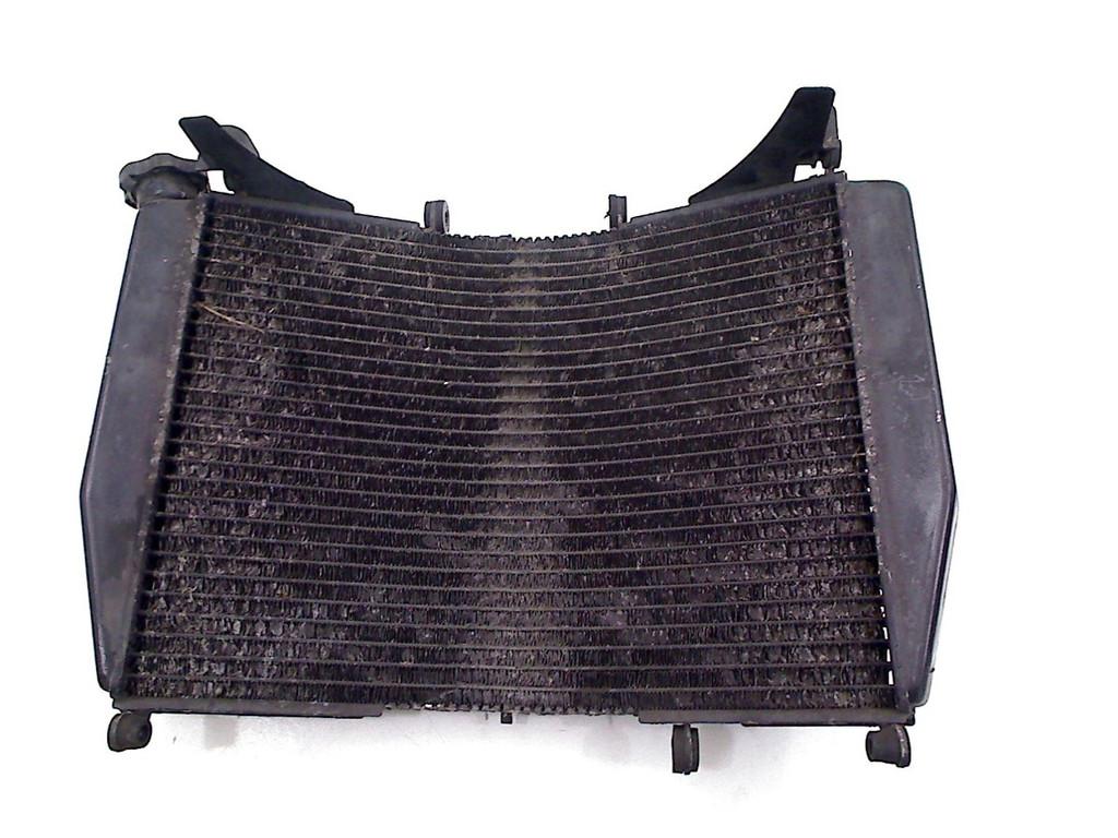 RADIATEUR EAU ZX 9 R 1998-1999 (NINJA ZX-9R ZX900C-D), Dhr. S. di Majo, Utilisé, Info@cama-motorparts.nl, P.J. Troelstraweg 8 8
3144 CX  MAASSLUIS, NL