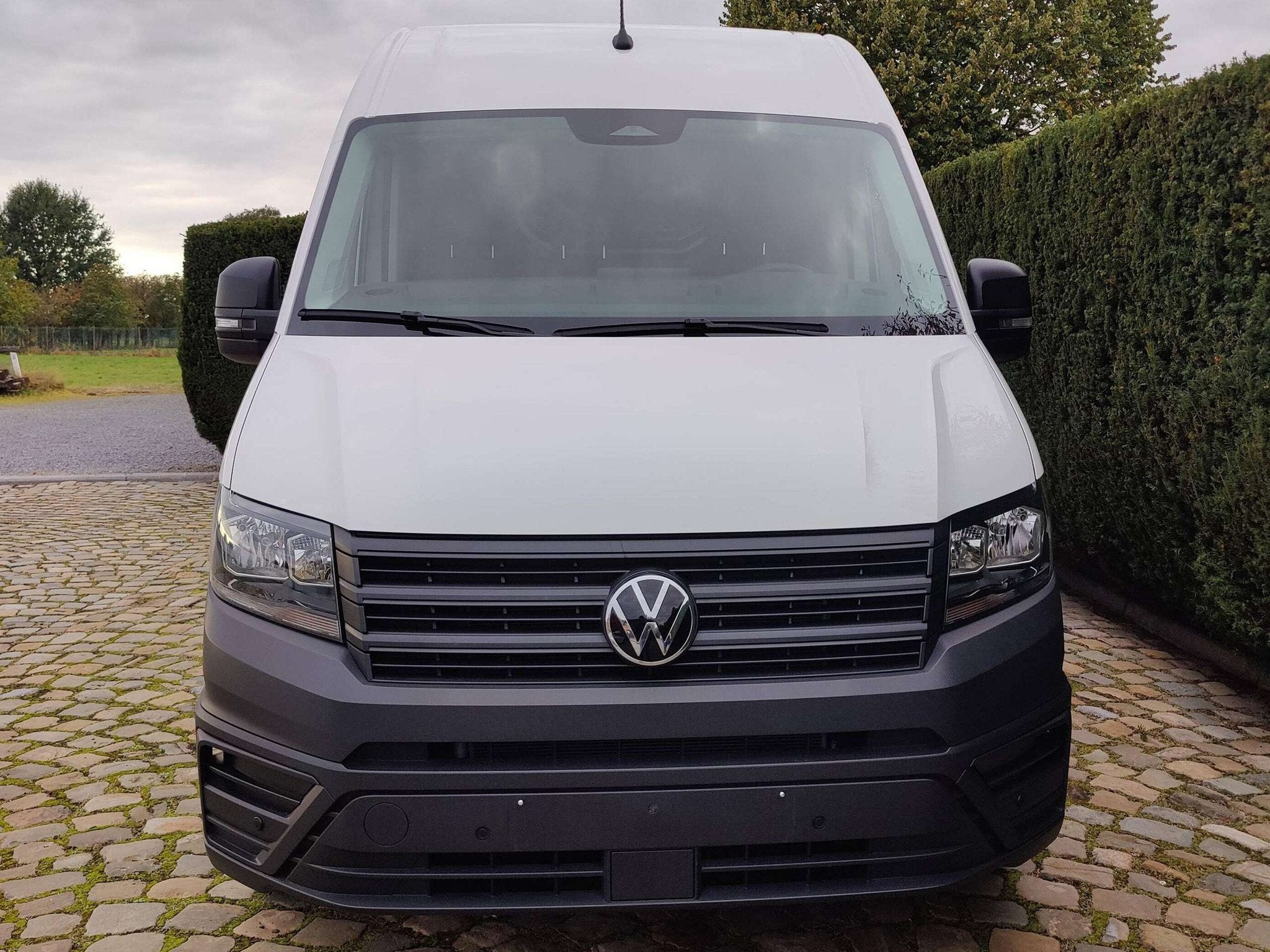 Volkswagen Crafter Crafter 2.0 CR TDi L4H3 (EUVI-E), Auto's, Voorwielaandrijving, Gebruikt, Zwart, 4 cilinders