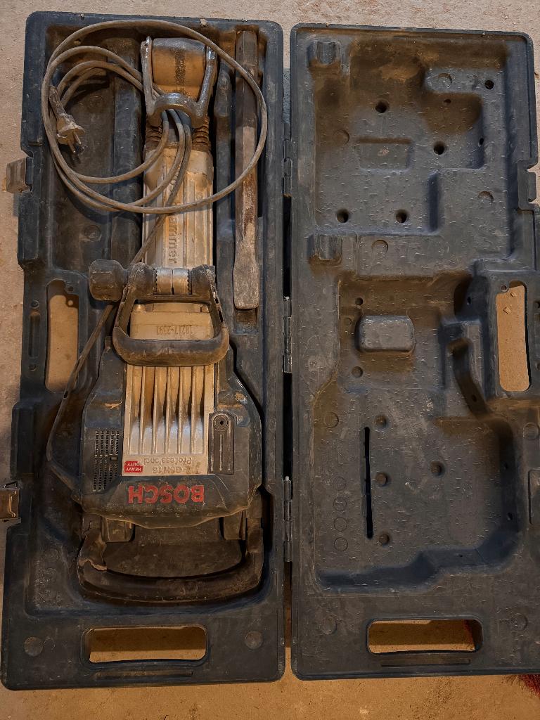 Bosch sloophamer GSH 16-28, Ophalen of Verzenden, Gebruikt, 600 watt of meer, Boor- en/of Breekhamer