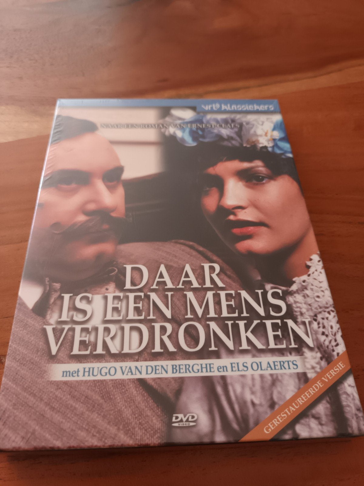 Daar is een mens verdronken, Cd's en Dvd's, Dvd's | Tv en Series, Ophalen of Verzenden