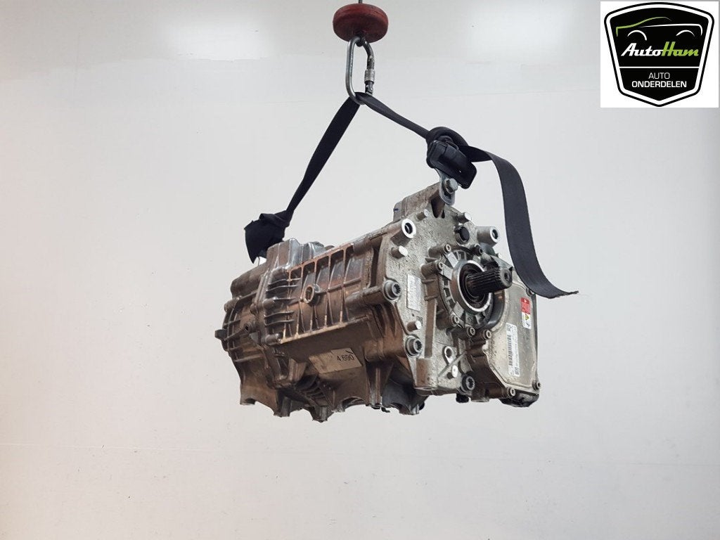 ELECTROMOTOR Porsche Taycan (Y1A) (01-2019/12-2023), Germany_Sales@tesla.com, Gebruikt, Porsche, Ludwig-Prandtl-Straße 27 - 29
12526  Berlin, DE