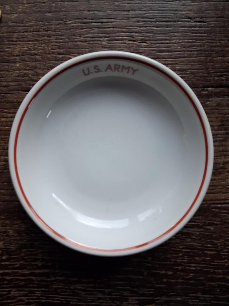 Belle petite assiette us army