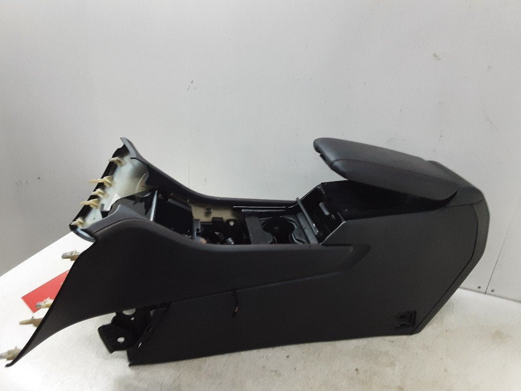 MIDDENCONSOLE Jeep Grand Cherokee L (WL) (01-2021/-), Jeep, Gebruikt, Mevr. I. Hauben, Rue de l'Espoir 34 34
4030  GRIVEGNÉE, BE
