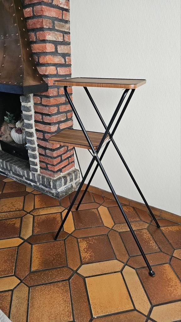 Table à plantes pliable vintage ou projecteur de diapositive, Enlèvement