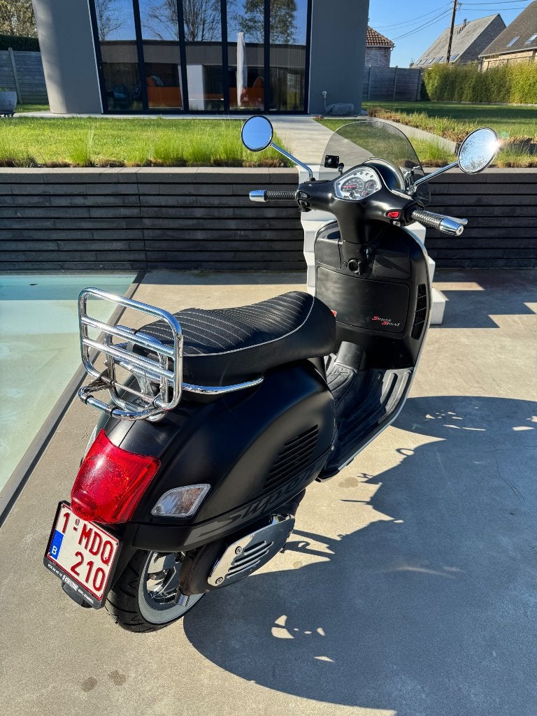 Vespa GTS 3000, Fietsen en Brommers, Scooters | Vespa, Ophalen, Gebruikt, Benzine