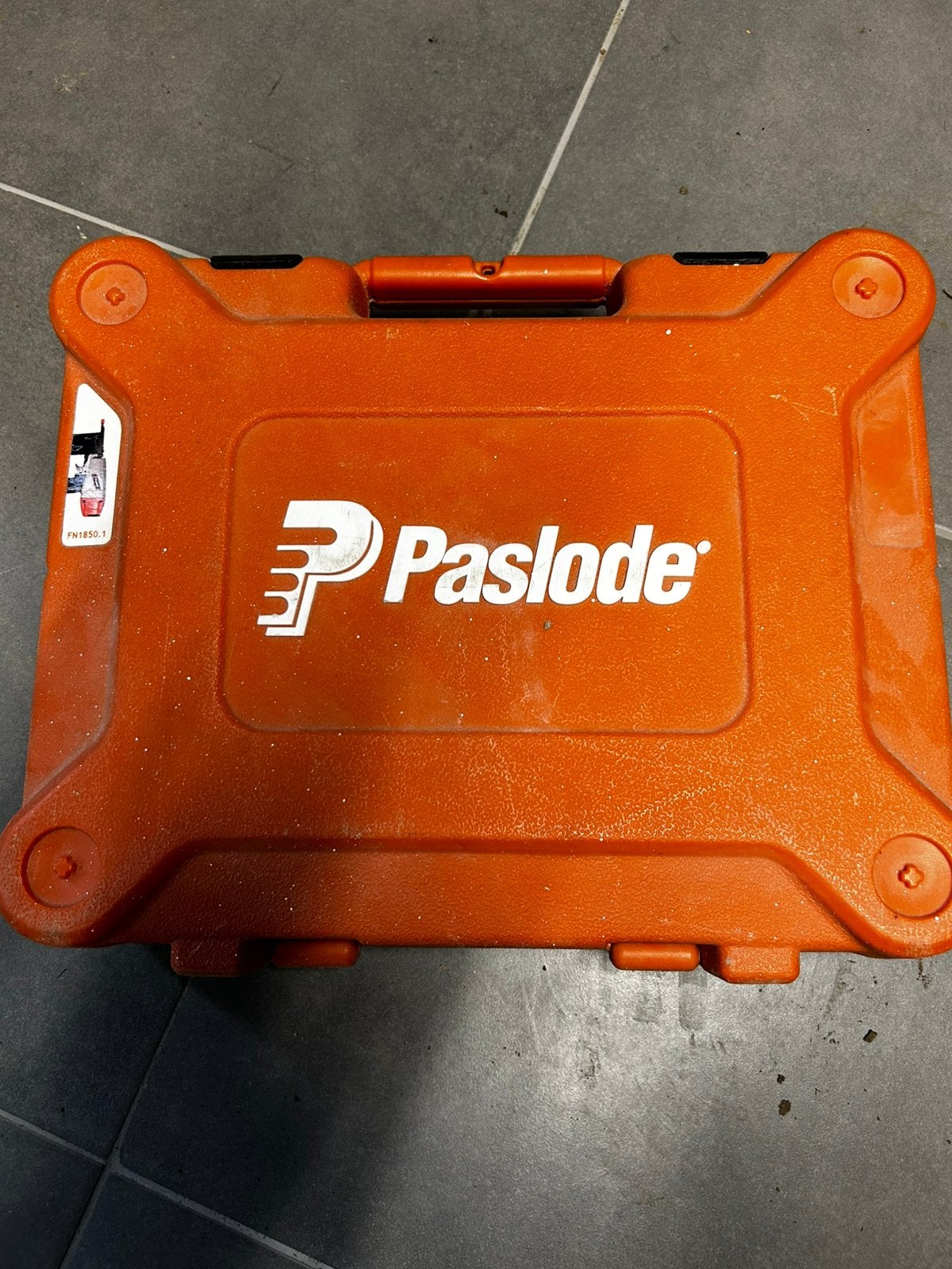 Cloueuse paslode, Bricolage & Construction, Enlèvement ou Envoi, Comme neuf