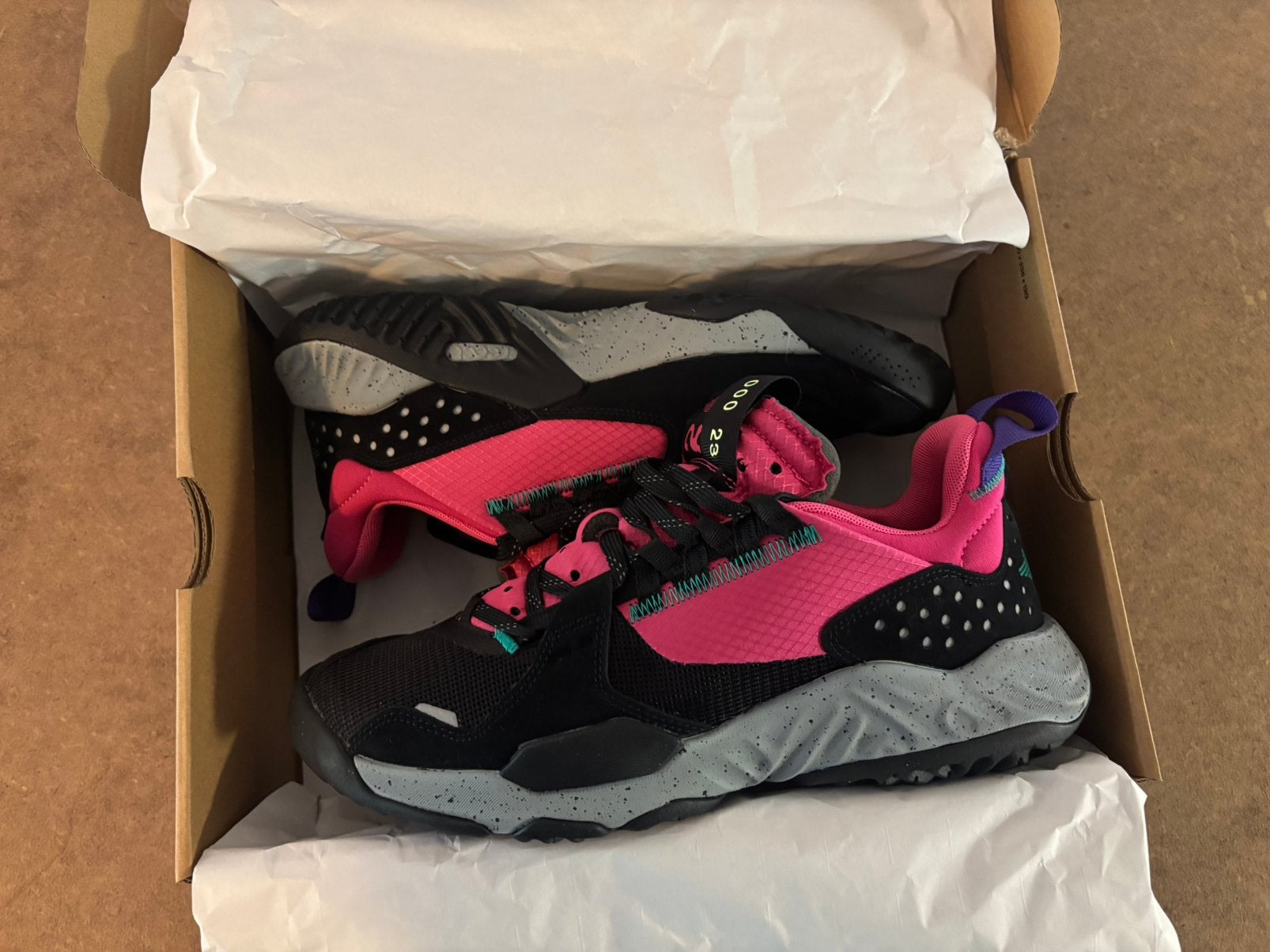 Nike Air Jordan Delta Mountainside “Watermelon” size 41, Neuf, Enlèvement, Baskets, Noir