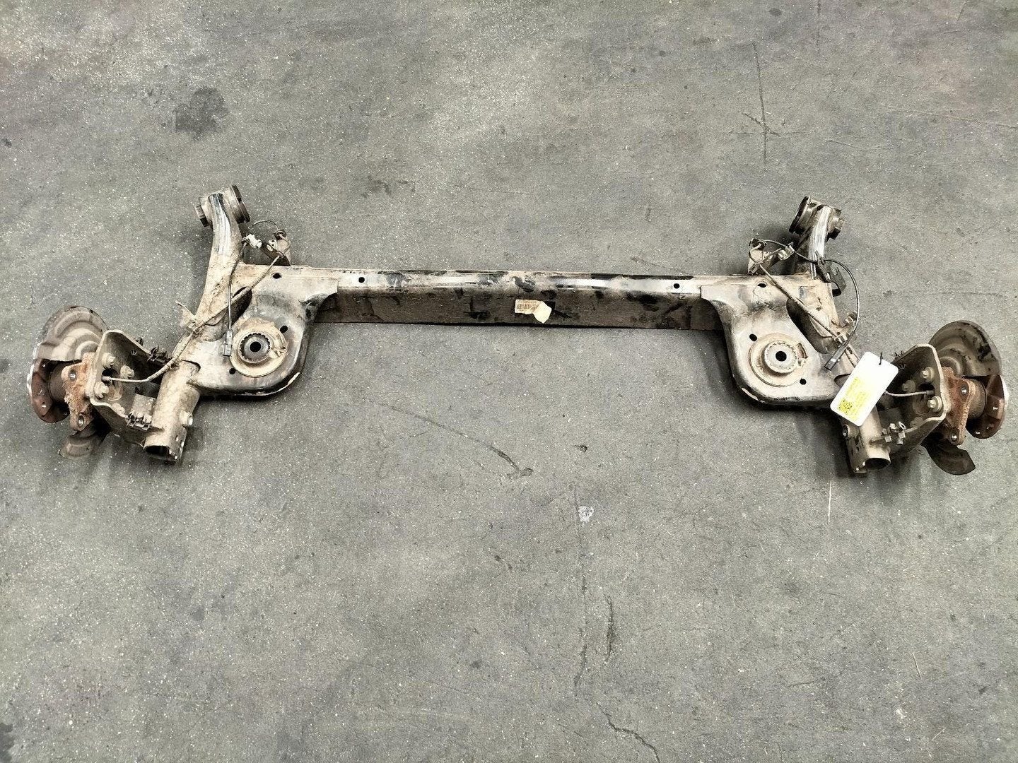 RENAULT CAPTUR HJB Hybrid STARRE ACHTER AS 555017534R 2023, Ophalen of Verzenden, Gebruikt, ARN erkend
