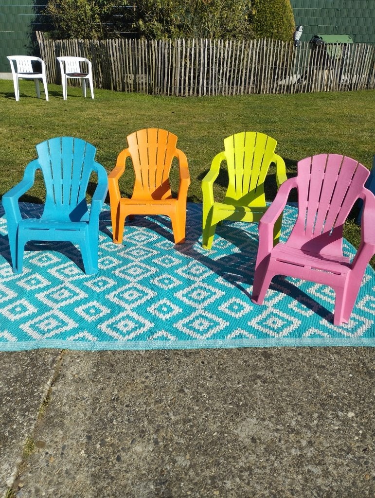 4 plastieken kinderstoeltjes, Tuin en Terras, Ophalen, Zo goed als nieuw, Kunststof