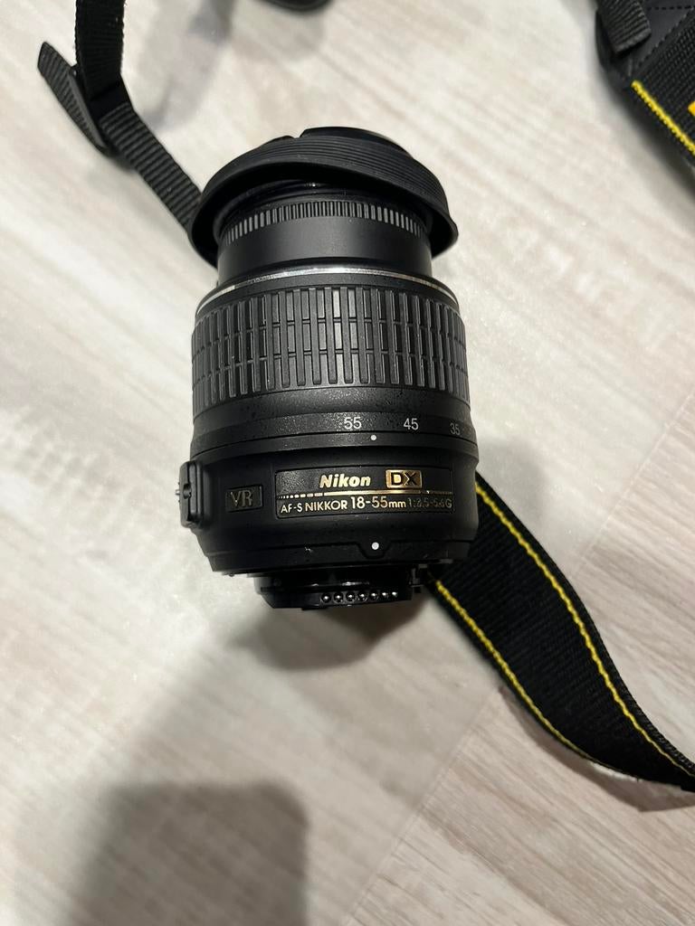 Nikon D3200 met Lens 18-55mm VR, Ophalen, Gebruikt