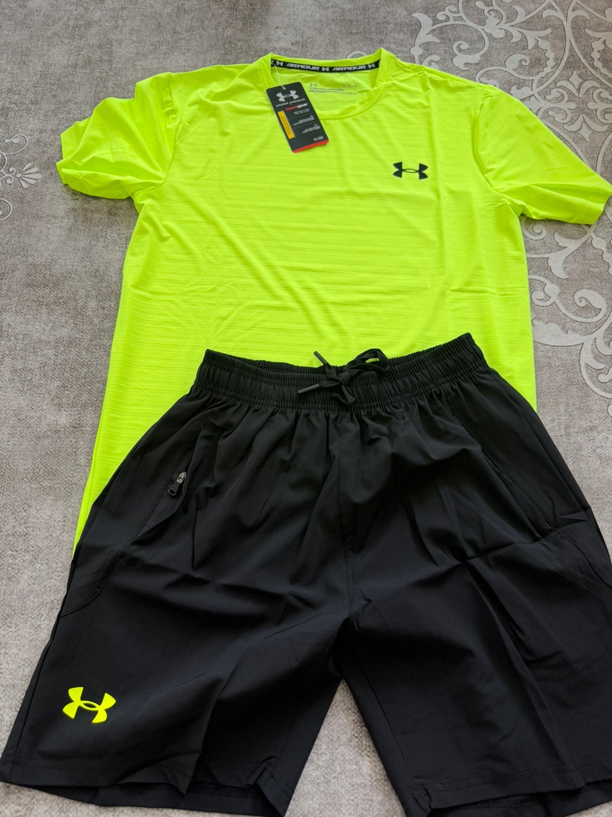 Ensemble Under Armour, Enlèvement ou Envoi, Comme neuf